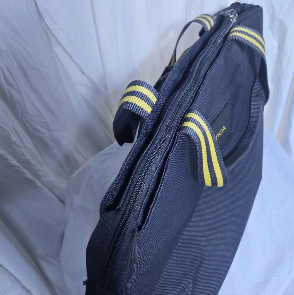 Nautica Weekend Bag EUC